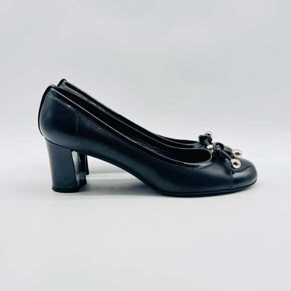 Stuart Weitzman Shoes Womens 7 Black Leather Pump Bow Cap Toe Kitten Chunky Heel - Picture 2 of 9